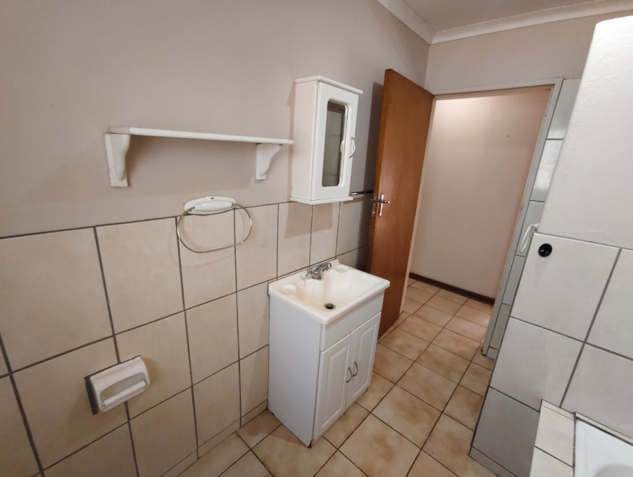 To Let 3 Bedroom Property for Rent in Pellissier Free State